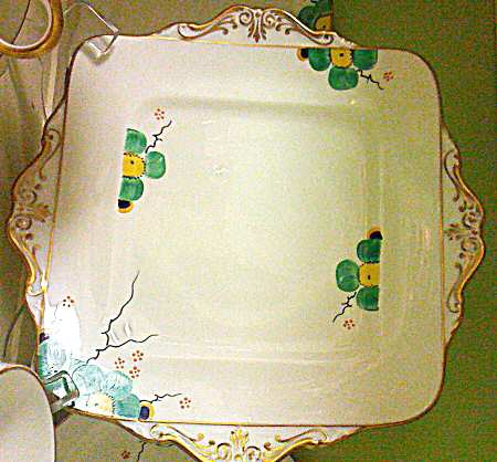 F1997 Square Handled Cake Plate