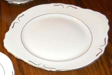 PAL15 Handled Cake Plate