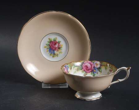 Tapastry Rose Cream by Paragon