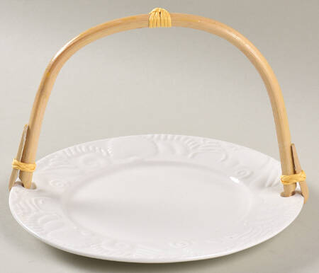 Lido Beach 5 3/8"-5 5/8" Bamboo Handled Serving Plate  HC