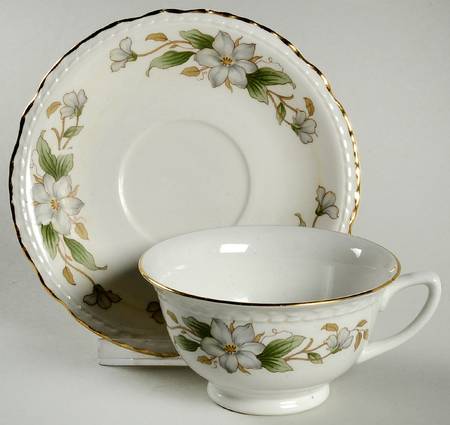 PRI21 Footed Cup & Saucer Set