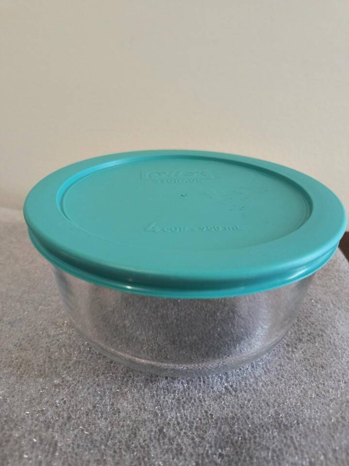 Storage Containers 6" Round Food Storage Container & Lid