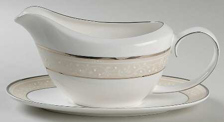 Sweet Elegance Gravy Boat & Underplate