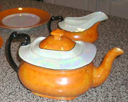 PHE55 Teapot & Lid