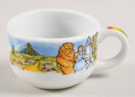 Wizard of Oz Flat Toy Cup