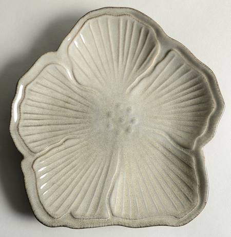 Painted Poppies Figural Canape Plate