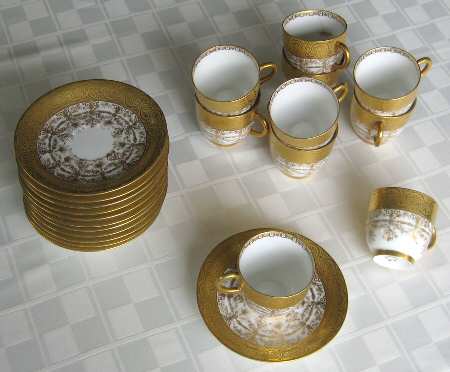 POY743 Flat Cup & Saucer Set