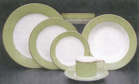 ColorBurst Green (Gold Trim, Ivory) Dinner Plate