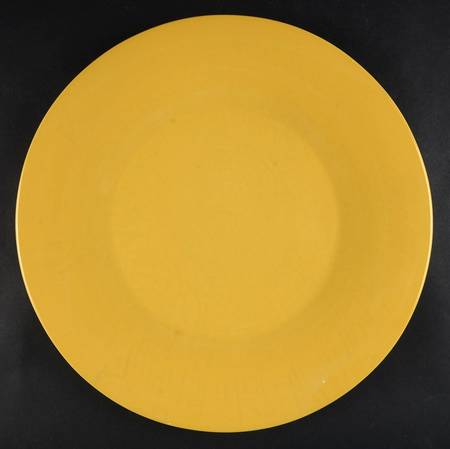Essential Colours Butter 13" Chop Plate (Round Platter)