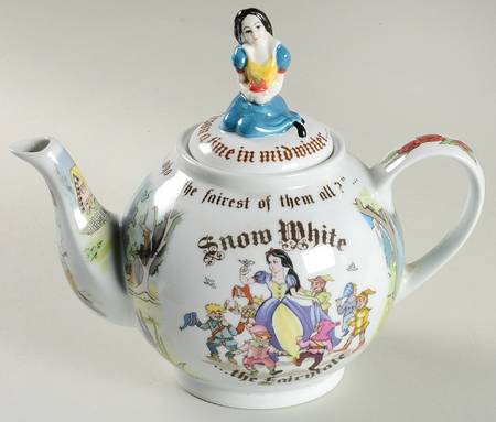 Snow White Teapot & Lid