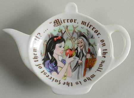 Snow White Tea Bag Holder by Cardew Design