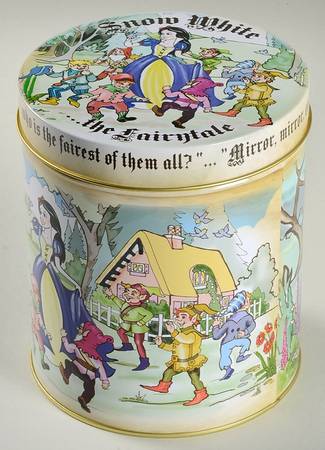 Snow White Gift Tin & Lid for Mug & Coaster Set