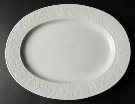 White Holly 15" Oval Serving Platter