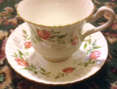 679 Footed Cup & Saucer Set