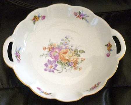 ULE3 Handled Cake Plate