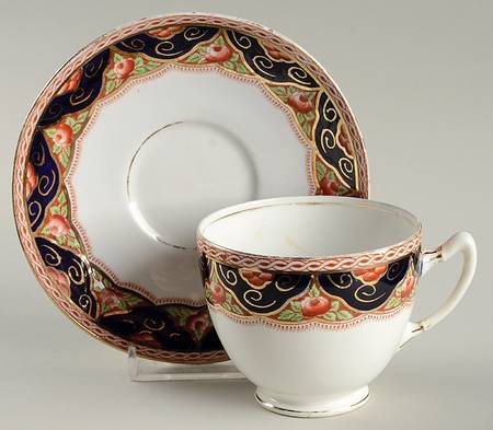 6141k Footed Cup & Saucer Set