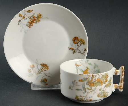 POY757 Flat Cup & Saucer Set