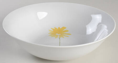 Floral (Single Flower Center) 9" Round Vegetable Bowl