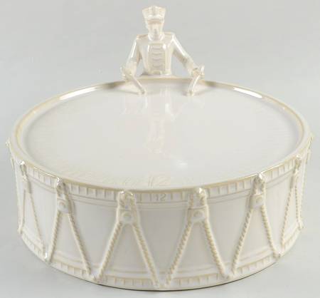 Twelve Days of Christmas Cake Plate