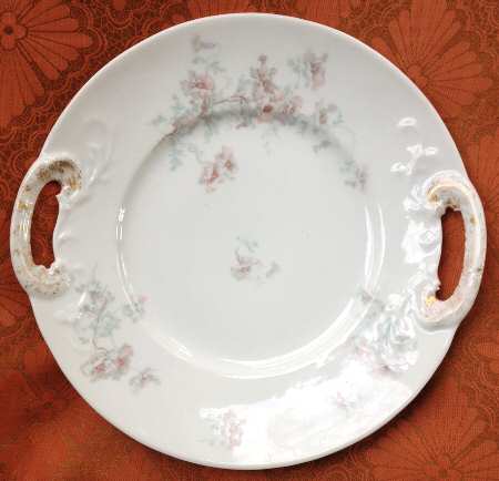 POY785 Handled Cake Plate