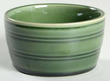 Casual Classics Evergreen 4" Round Baker