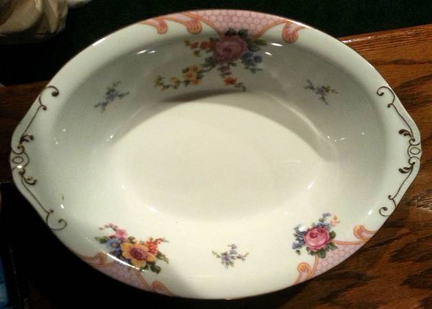 11130-2 10" Oval Vegetable Bowl
