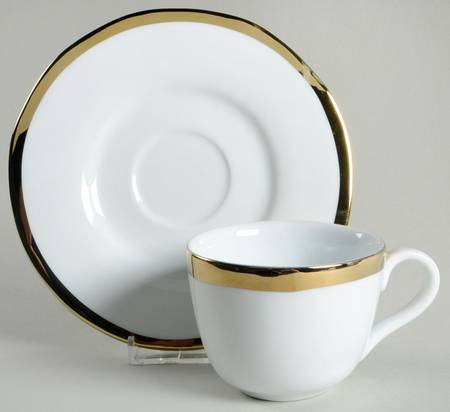 Caroline Gold Flat Cup & Saucer Set