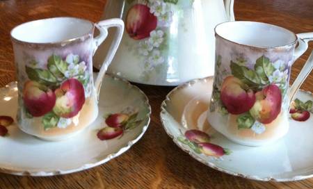 2367 Footed Demitasse Cup & Saucer Set
