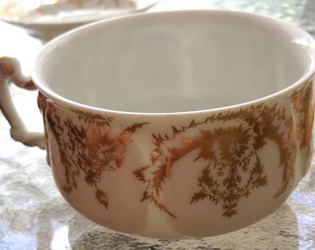 POY800 Footed Cup