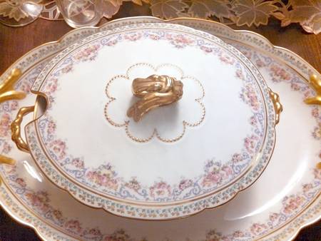 POY802 Tureen &  Lid