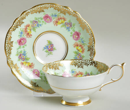 1099-8 Footed Cup & Saucer Set
