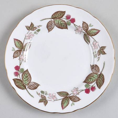 Green Briar Scalloped by Paragon