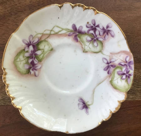 POY812 Saucer