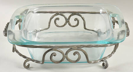 Easy Grab 8" Square Baker & Metal Caddy