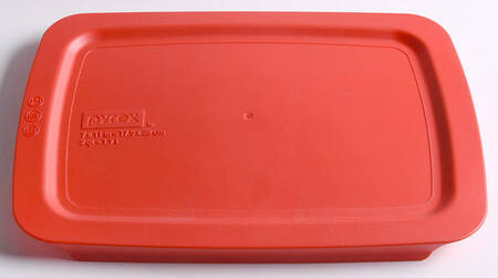 Easy Grab Plastic Lid for 11" Rectangular Baker