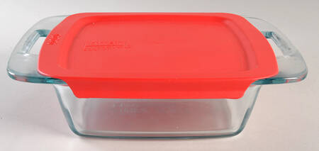Easy Grab 8" Square Baker & Plastic Lid