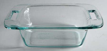 Easy Grab 9" Square Baker