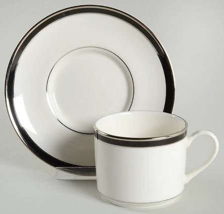 PIC20 (Platinum Trim) Flat Cup & Saucer Set