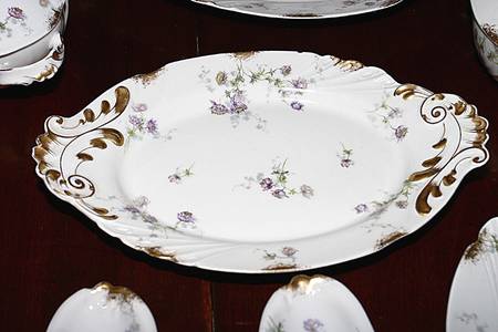 POY837 17" Oval Serving Platter