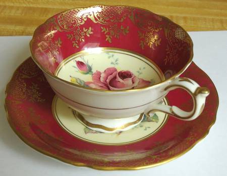 G7841-1 Footed Cup & Saucer Set
