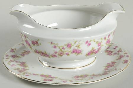 PBC15 Gravy Boat with Attached Underplate