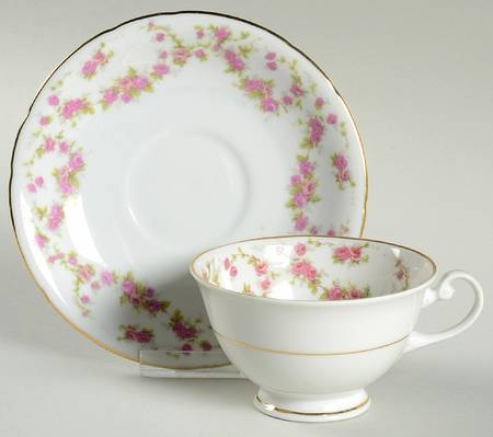PBC15 Footed Cup & Saucer Set