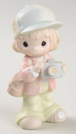 Focusing in on Those Precious Moments Sword-Focusing In On Those Precious Mome - Sword Trademark With Box