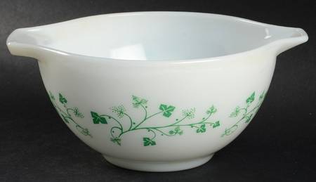 Ivy 7" Cinderella Mixing Bowl