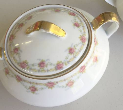 1287 Sugar Bowl & Lid