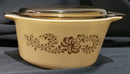 Homestead-Brown 1 Qt Round Covered Casserole