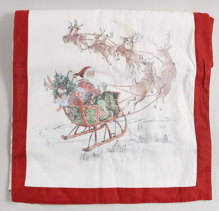Nostalgic Santa (Nostalgic Christmas) 18" X 108" Cloth Table Runner