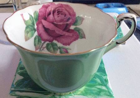 A2059 Footed Cup