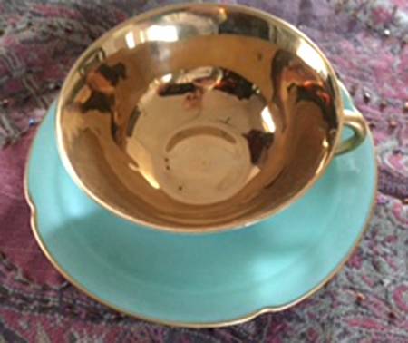 PDP32 Footed Cup & Saucer Set