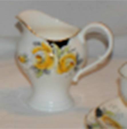 X2714 Creamer